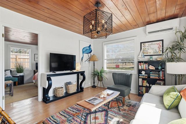 995 NASH AVENUE, Nokomis, FL 34275