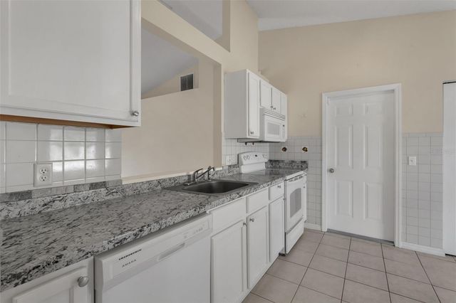 36 PINE HILL LANE, Palm Coast, FL 32164