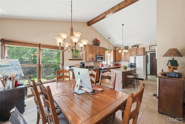 17 Rio Vista Drive, St Charles, MO 63303