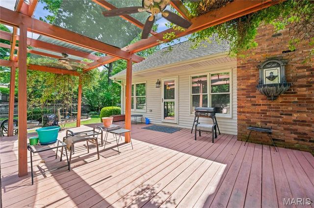 17 Rio Vista Drive, St Charles, MO 63303
