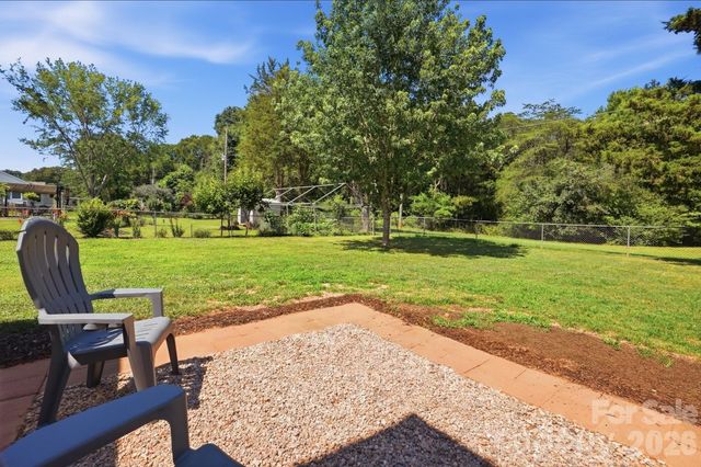 2634 Cherokee Court, Gastonia, NC 28056