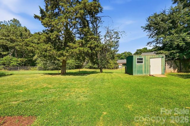 2634 Cherokee Court, Gastonia, NC 28056