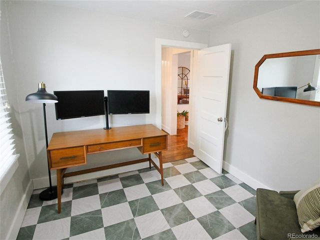 1635 S Steele St, Denver, CO 80210