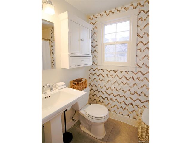 1635 S Steele St, Denver, CO 80210