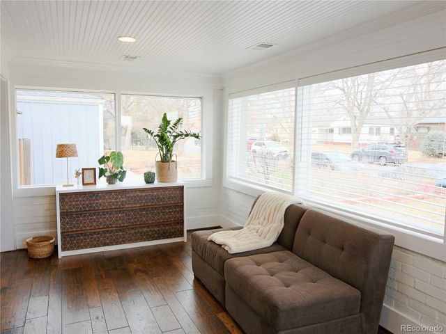 1635 S Steele St, Denver, CO 80210