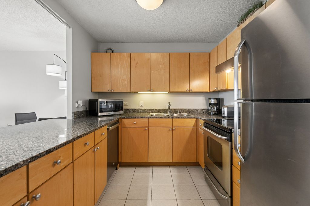 30 E Huron Street 5006, Chicago, IL 60611 — photo 5