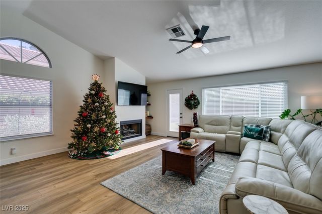 1233 Little Sidnee Drive, Las Vegas, NV 89123