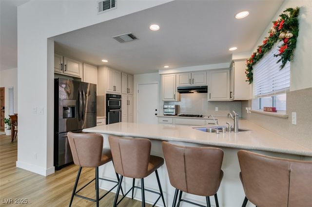 1233 Little Sidnee Drive, Las Vegas, NV 89123