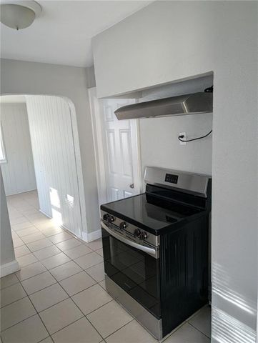 4420 Indiana Avenue, Kansas City, MO 64130