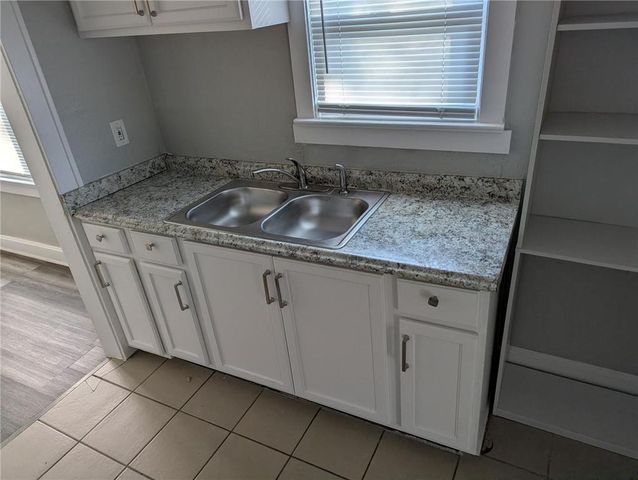 4420 Indiana Avenue, Kansas City, MO 64130