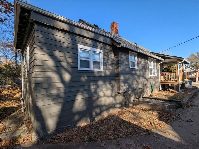 4420 Indiana Avenue, Kansas City, MO 64130