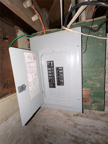 4420 Indiana Avenue, Kansas City, MO 64130