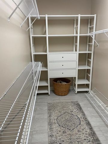 103 Stonegate Dr, Headland, AL 36345