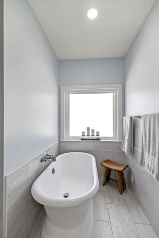 103 Stonegate Dr, Headland, AL 36345