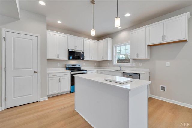 14 Lochwood Hill Drive, Goode, VA 24556