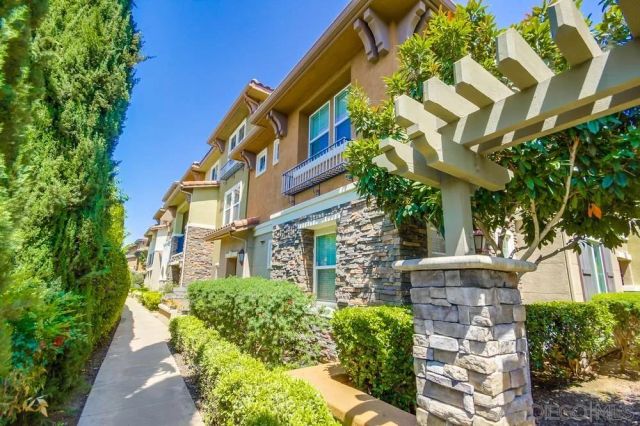 45 Via Sovana, Santee, CA 92071