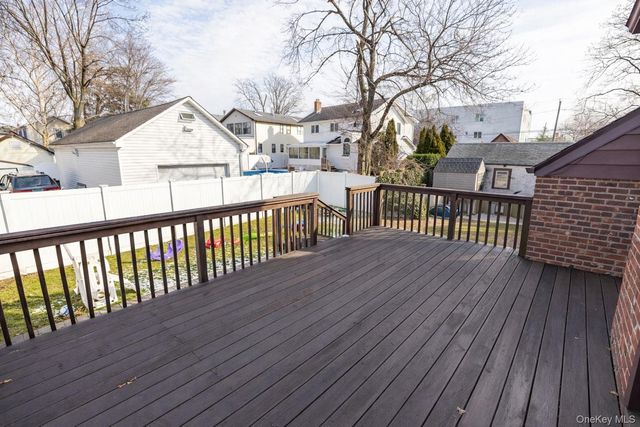 3 Olive Place, Lynbrook, NY 11563