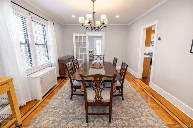 3 Olive Place, Lynbrook, NY 11563