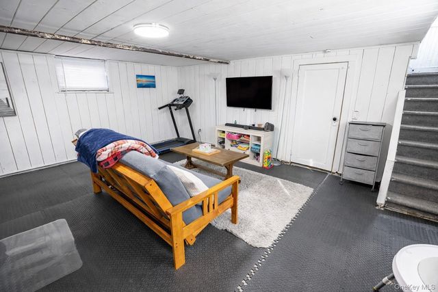 3 Olive Place, Lynbrook, NY 11563