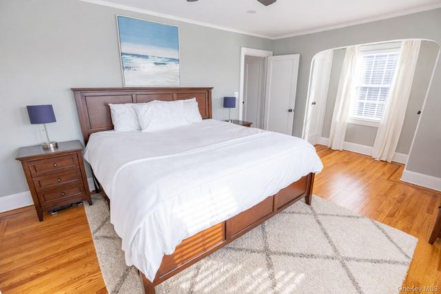 3 Olive Place, Lynbrook, NY 11563