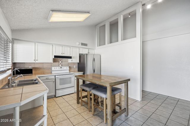 12619 N 39TH Drive, Phoenix, AZ 85029