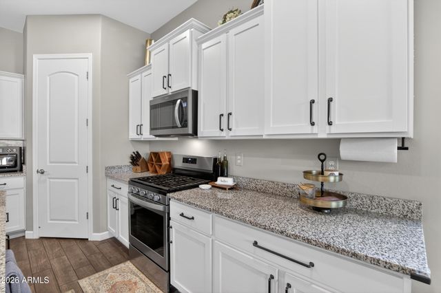 2021 W PLUM Road, Phoenix, AZ 85085