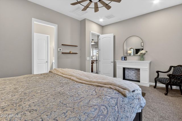 2021 W PLUM Road, Phoenix, AZ 85085