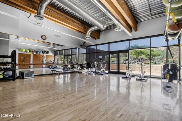 2021 W PLUM Road, Phoenix, AZ 85085