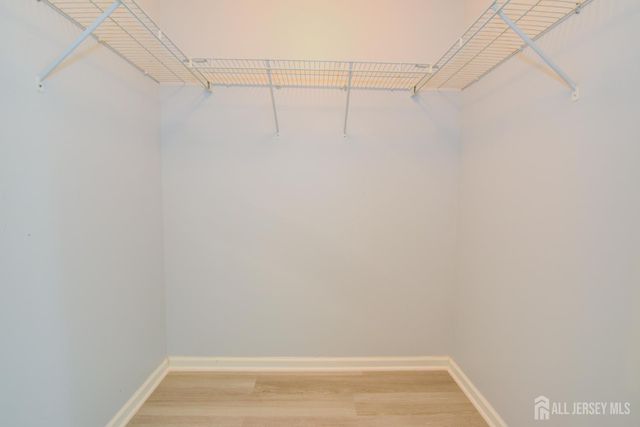 34 Forest Drive, Piscataway, NJ 08844