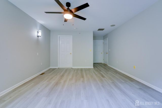 34 Forest Drive, Piscataway, NJ 08844