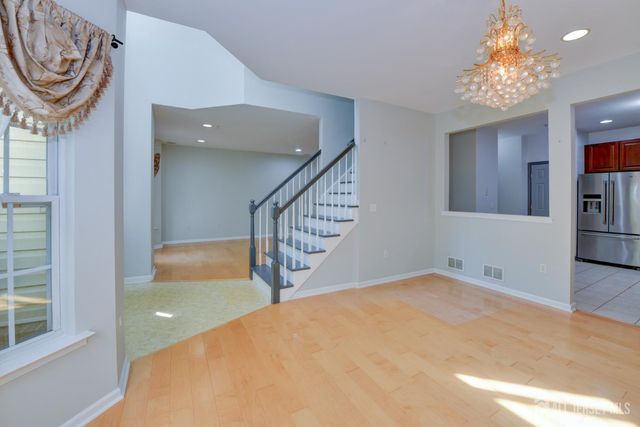 34 Forest Drive, Piscataway, NJ 08844