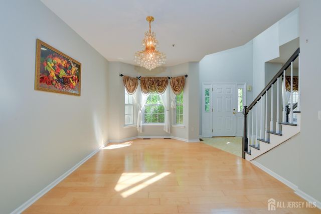 34 Forest Drive, Piscataway, NJ 08844