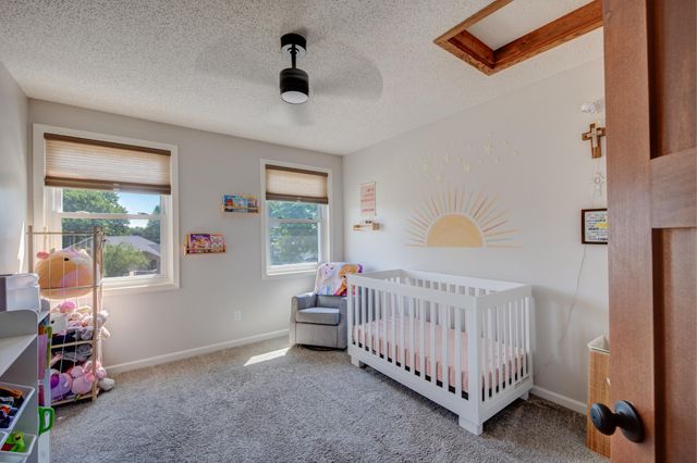 2211 Regent Lane SW, Rochester, MN 55902