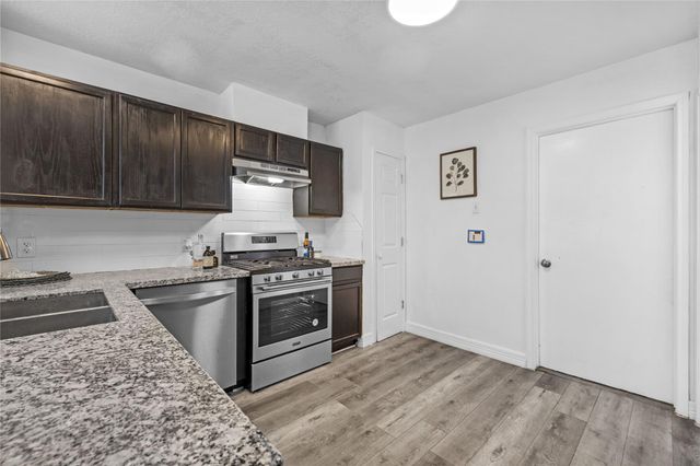 10207 Revelstoke Drive, Houston, TX 77086