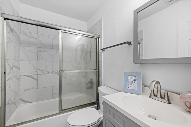 10207 Revelstoke Drive, Houston, TX 77086