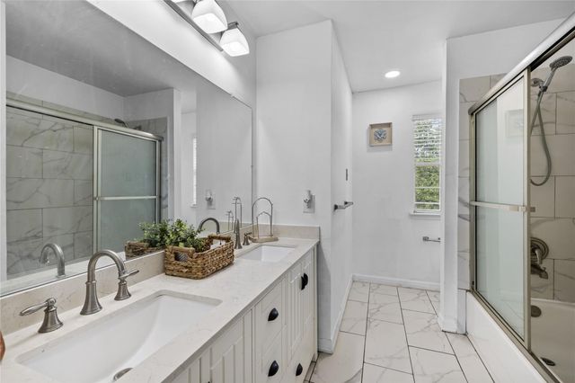 10207 Revelstoke Drive, Houston, TX 77086