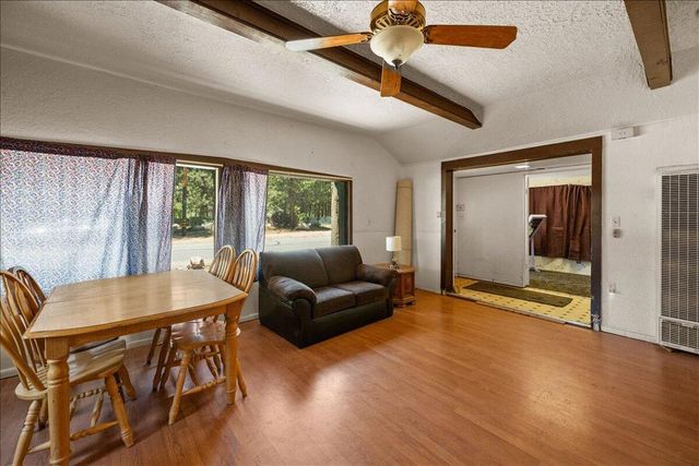 39148 Rim Of The World Drive, Fawnskin, CA 92333