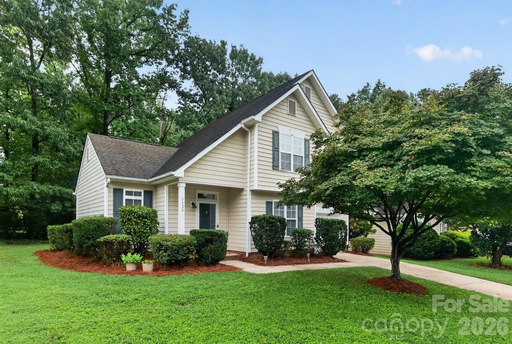 6420 Spanish Moss Lane, Charlotte, NC 28262