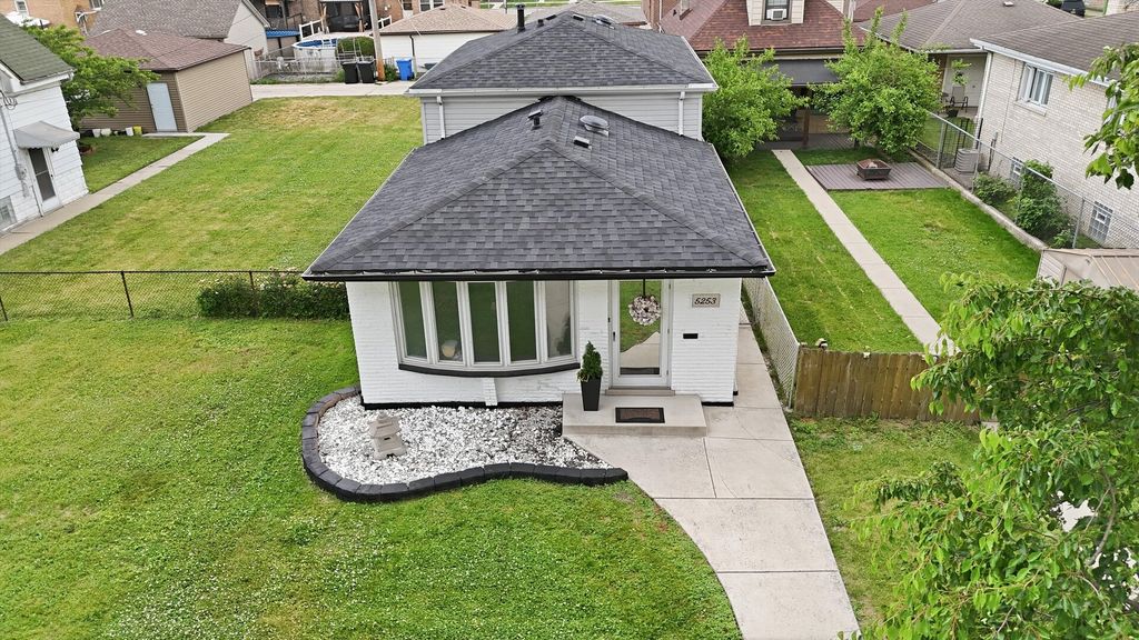 5253 S Moody Avenue, Chicago, IL 60638 — photo 2