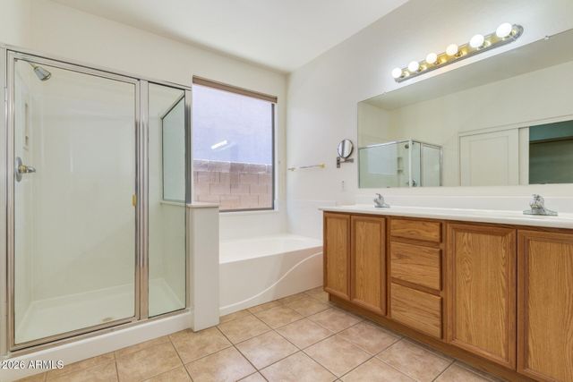 1814 E FAWN Drive, Phoenix, AZ 85042