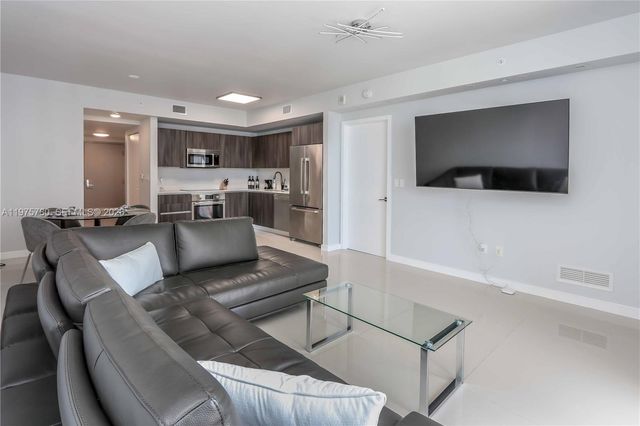 488 NE 18th St 4302, Miami, FL 33132