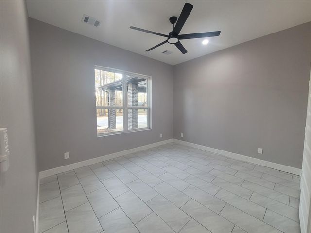 172 Cr 3669n N, Splendora, TX 77372