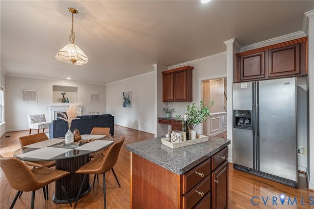 11114 Carrington Green Dr, Glen Allen, VA 23060