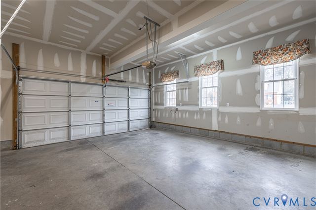 11114 Carrington Green Dr, Glen Allen, VA 23060