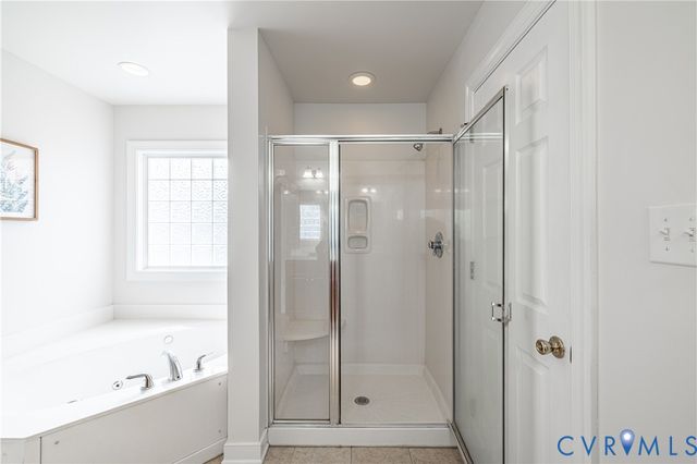 11114 Carrington Green Dr, Glen Allen, VA 23060