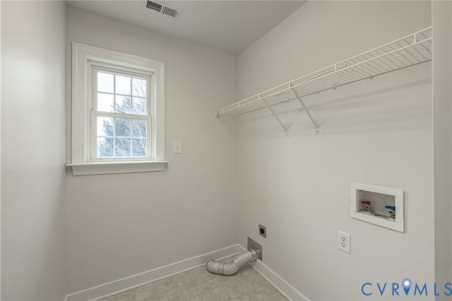 11114 Carrington Green Dr, Glen Allen, VA 23060