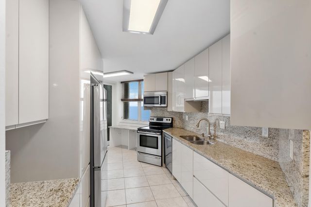 1340 S OCEAN Boulevard 1106, Pompano Beach, FL 33062