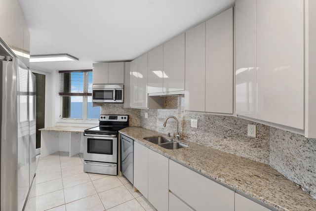 1340 S OCEAN Boulevard 1106, Pompano Beach, FL 33062
