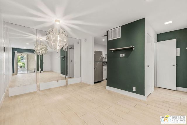 510 N Villa Court 107, Palm Springs, CA 92262