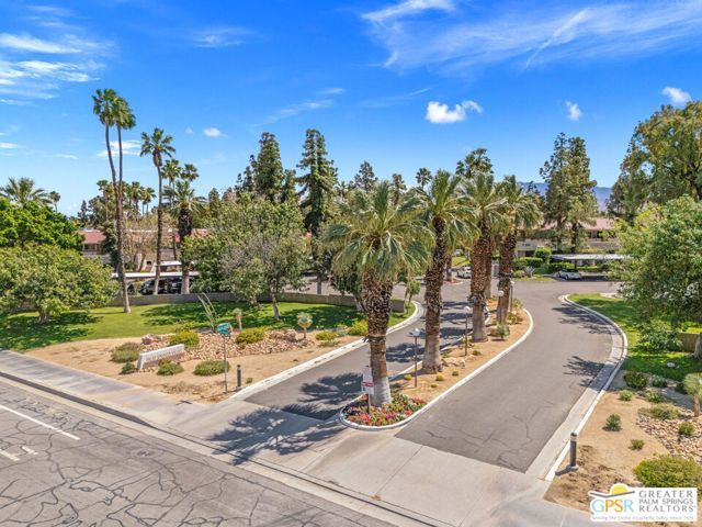 510 N Villa Court 107, Palm Springs, CA 92262